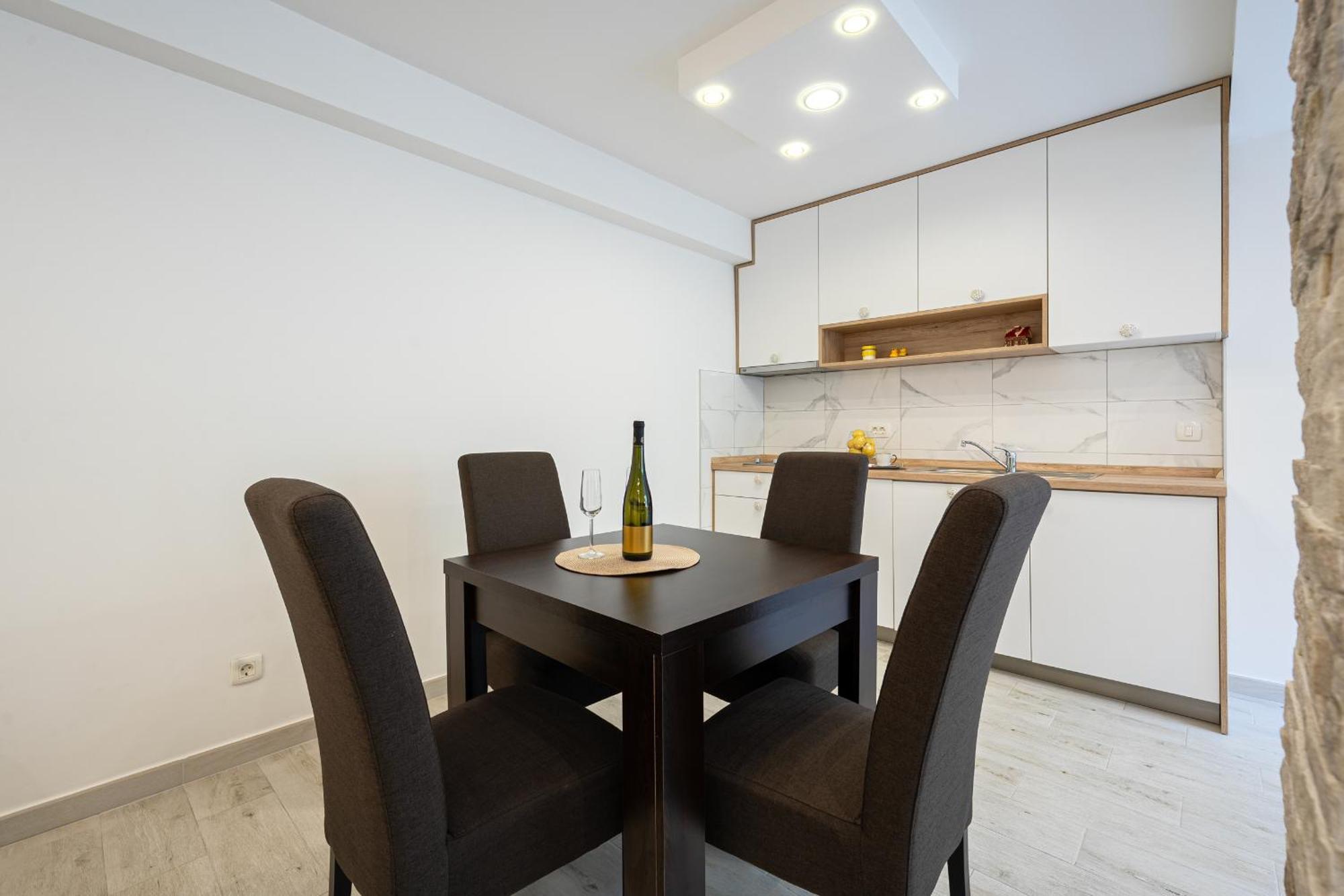Hera Apartments Donji Stoliv Exterior foto